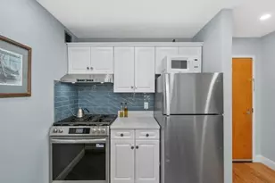42 8th St, Boston, MA 02129 - Photo 8