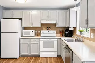 39 Bayview, Taunton, MA 02780 - Photo 2