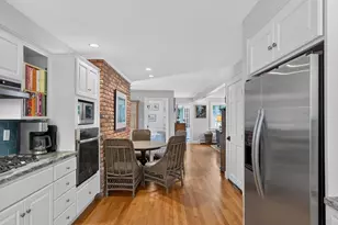 205 Meeting House Way, Edgartown, MA 02539 - Photo 6