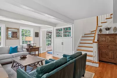 205 Meetinghouse Way, Edgartown, MA 02539 - Photo 4
