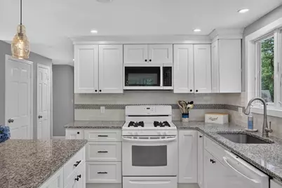 25 Marthas Ln, Harwich, MA 02645 - Photo 16