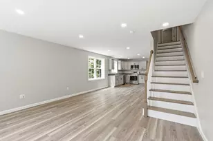 71 Pine St, Warren, MA 01083 - Photo 10