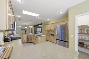 250 N Main St, Sunderland, MA 01375 - Photo 20