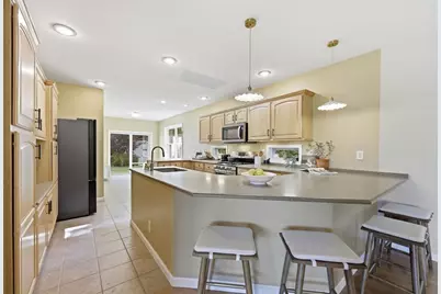 250 N Main St, Sunderland, MA 01375 - Photo 16