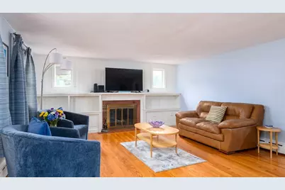 70 Sherwood Hill Dr, Holden, MA 01520 - Photo 6