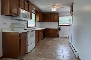 16 Indian Rock Dr, Saugus, MA 01906 - Photo 12