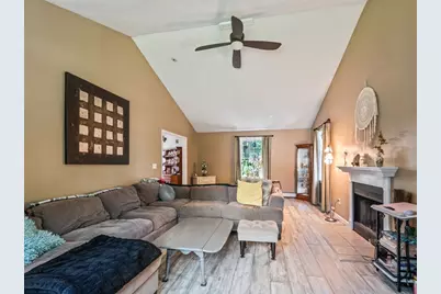 4 Commonwealth Ave, Auburn, MA 01501 - Photo 20