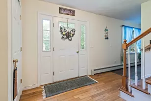 4 Commonwealth Ave, Auburn, MA 01501 - Photo 4
