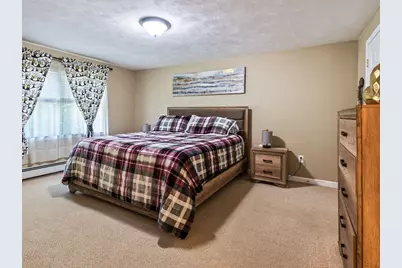 4 Commonwealth Ave, Auburn, MA 01501 - Photo 32