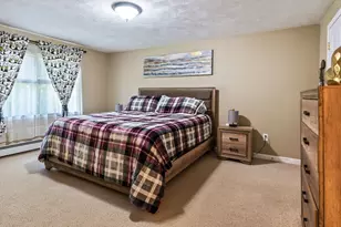 4 Commonwealth Ave, Auburn, MA 01501 - Photo 32