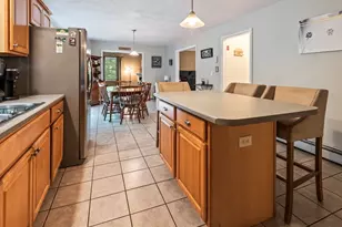 4 Commonwealth Ave, Auburn, MA 01501 - Photo 8