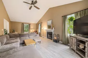 4 Commonwealth Ave, Auburn, MA 01501 - Photo 14