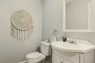 4 Commonwealth Ave, Auburn, MA 01501 - Photo 24