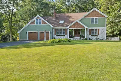 210 Boxwood Ln, Bridgewater, MA 02324 - Photo 4