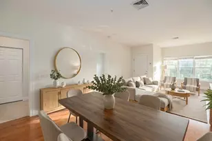 35 Commonwealth Ave, Newton, MA 02459 - Photo 10