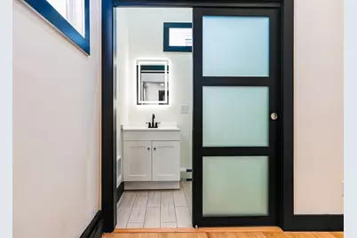 112 Hendrick, Providence, RI 02908 - Photo 12