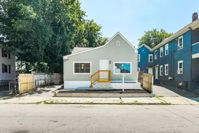 112 Hendrick, Providence, RI 02908 - Photo 1