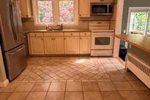 7 Wayne Dr, Foxboro, MA 02035 - Photo 6