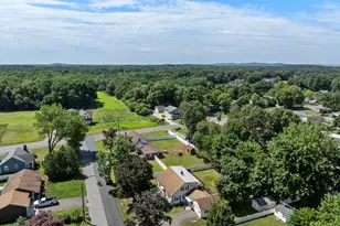 116 Kensington St, Agawam, MA 01030 - Photo 4