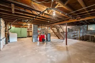 116 Kensington St, Agawam, MA 01030 - Photo 28