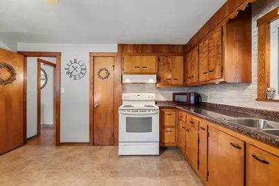 116 Kensington St, Agawam, MA 01030 - Photo 24