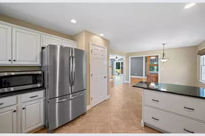 615 Front St, Weymouth, MA 02188 - Photo 8