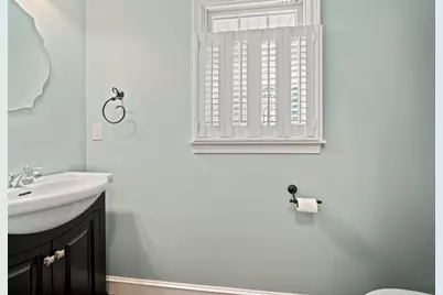 615 Front St, Weymouth, MA 02188 - Photo 16
