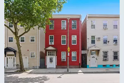 259 Chelsea St, Boston, MA 02128 - Photo 1