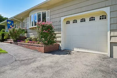 34 Duston Dr, Methuen, MA 01844 - Photo 2