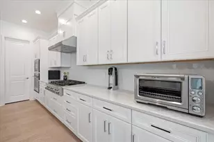 43 Jameson Dr, Millis, MA 02054 - Photo 6