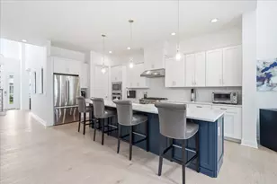 43 Jameson Dr, Millis, MA 02054 - Photo 4