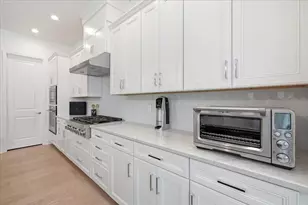 43 Jameson Dr, Millis, MA 02054 - Photo 6