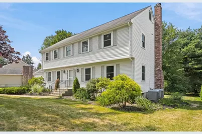 8 Flanagan Drive, Framingham, MA 01701 - Photo 2