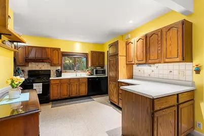 5-7 Locke St, Arlington, MA 02476 - Photo 24