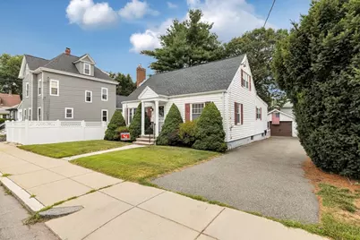 9 Berwick Street, Boston, MA 02132 - Photo 2