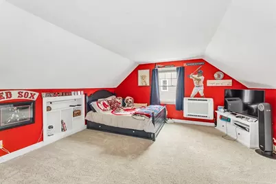 9 Berwick Street, Boston, MA 02132 - Photo 20