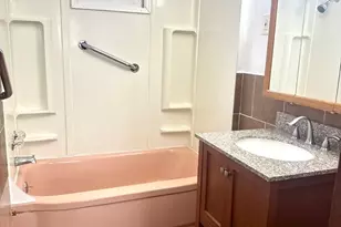 48 Bryant St, Springfield, MA 01108 - Photo 10