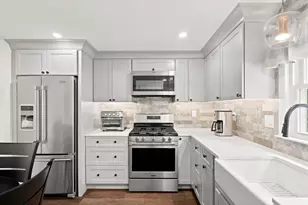 9 Park Ave, Framingham, MA 01701 - Photo 12