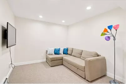 9 Park Ave, Framingham, MA 01701 - Photo 32