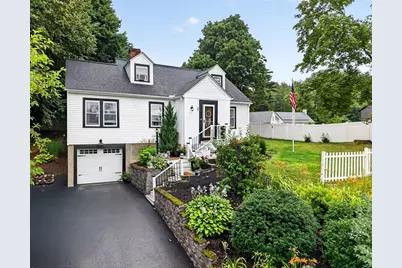 49 Richardson Rd, Fitchburg, MA 01420 - Photo 2