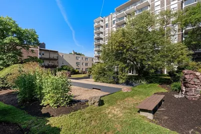60 Babcock St #53, Brookline, MA 02446 - Photo 20
