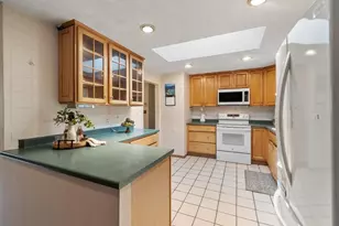 14 Olde Berry Rd, Andover, MA 01810 - Photo 12