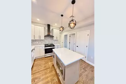 60-62 Wellsmere Road #3, Boston, MA 02131 - Photo 2
