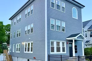 60-62 Wellsmere Rd, Boston, MA 02131 - Photo 8