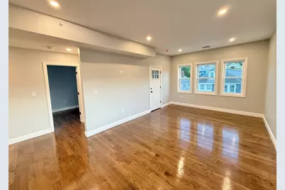 60-62 Wellsmere Road #3, Boston, MA 02131 - Photo 4
