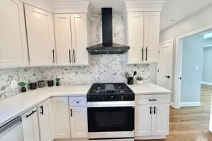 60-62 Wellsmere Rd, Boston, MA 02131 - Photo 4