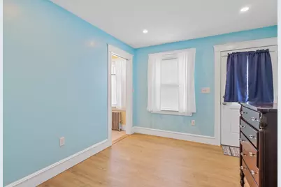 13 Endicott St, Lawrence, MA 01841 - Photo 12