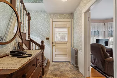 8 Chase Street, Beverly, MA 01915 - Photo 16