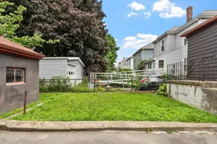 8 Chase St, Beverly, MA 01915 - Photo 8