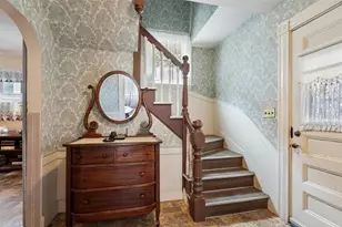 8 Chase St, Beverly, MA 01915 - Photo 14
